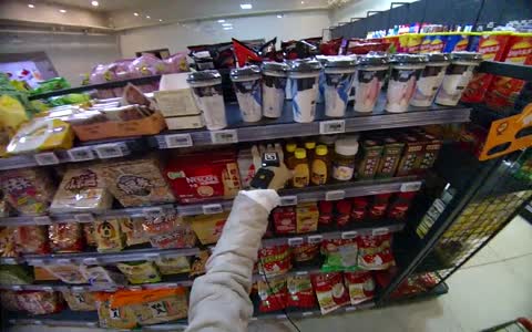 货架商品拣选真实采集画面